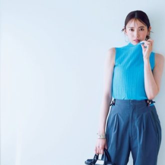 私服SNAP【宮田聡子】“シアートップスで今年らしくまとめる、夏のパンツスタイル”
