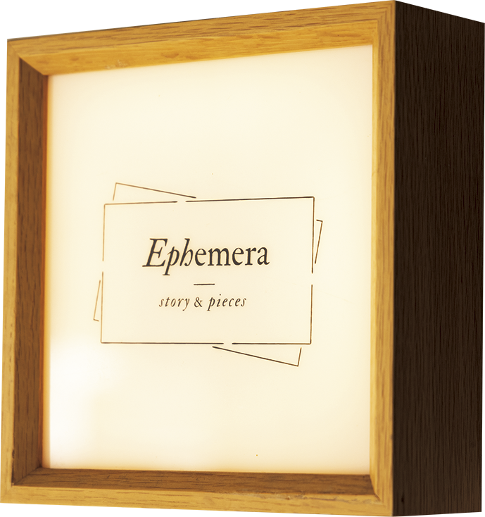 Ephemera／カフェは1階にある