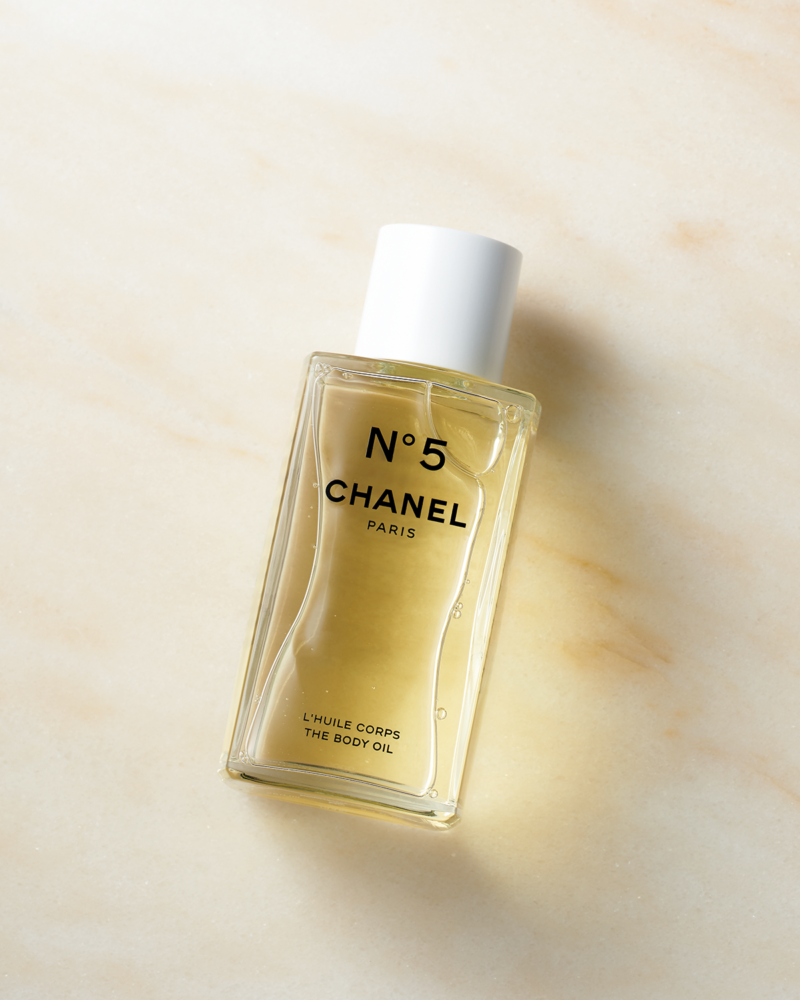 CHANEL N°5 ザ ボディオイル 春の新作 - ボディクリーム