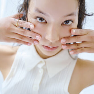 モデル＝織田梨沙