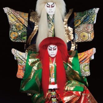 『連獅子』親獅子の精=尾上菊之助改め八代目尾上菊五郎、仔獅子の精=尾上丑之助改め六代目尾上菊之助