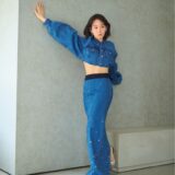 【吉岡里帆】「脇腹透け」「縦線見え」「へそ出し」夏を感じるセンシュアルな服
