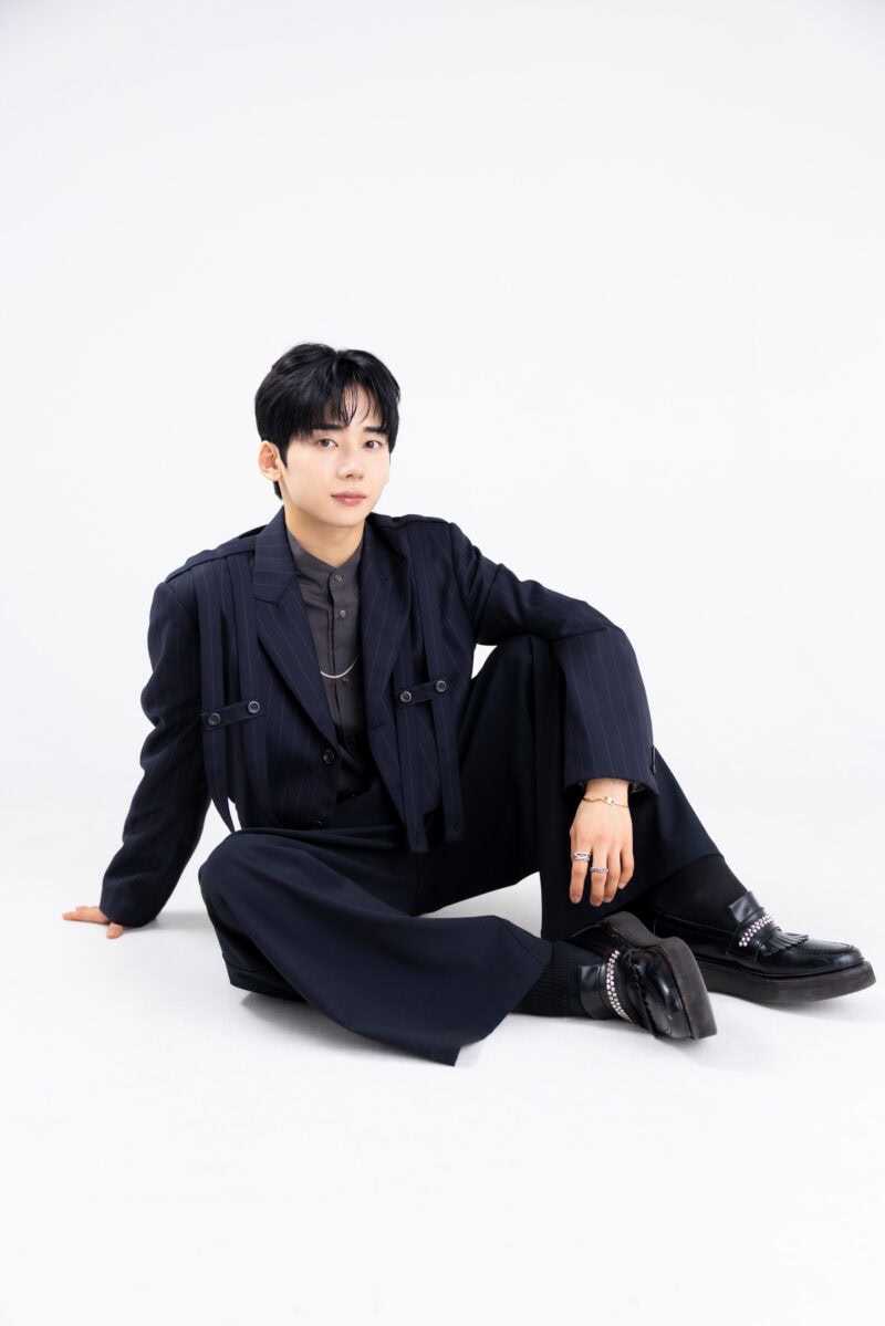 「ONE DANCE─世界で夢を叶える生き方─」YUMEKI／著 Hair&Make/Tadatomo Kenya[Linx] 　Stylist/moena ©新潮社