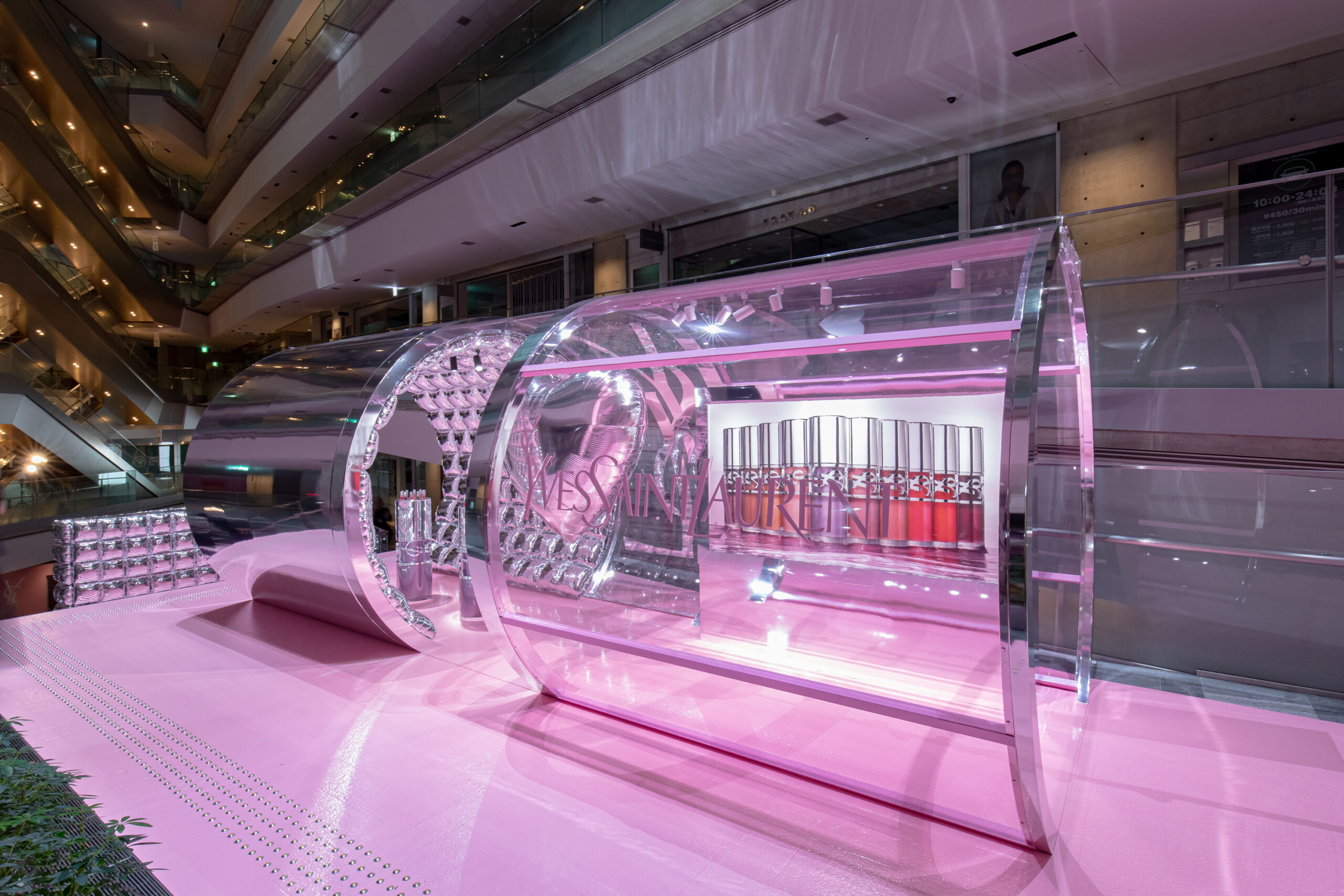 YSL BEAUTY LOVE GAME TOKYO UNDERGROUND