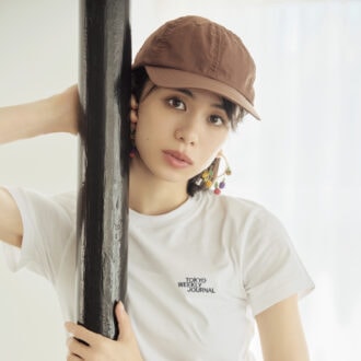 【白Tシャツコーデ】センスのいい白Tコーデは夏小物2点使いで叶える！