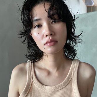 【黒髪派の30代に！】生っぽ質感の「ソフトウルフ」で、大人の魅力を引き出して