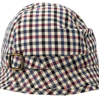 ハット￥116,600（メゾン マルジェラ／マルジェラ ジャパン クライアントサービス）