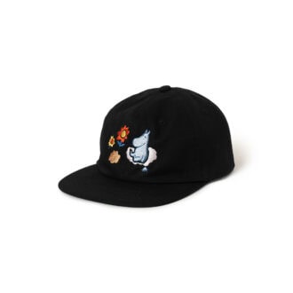 キャップ￥6,600　MOOMIN　BEAMS