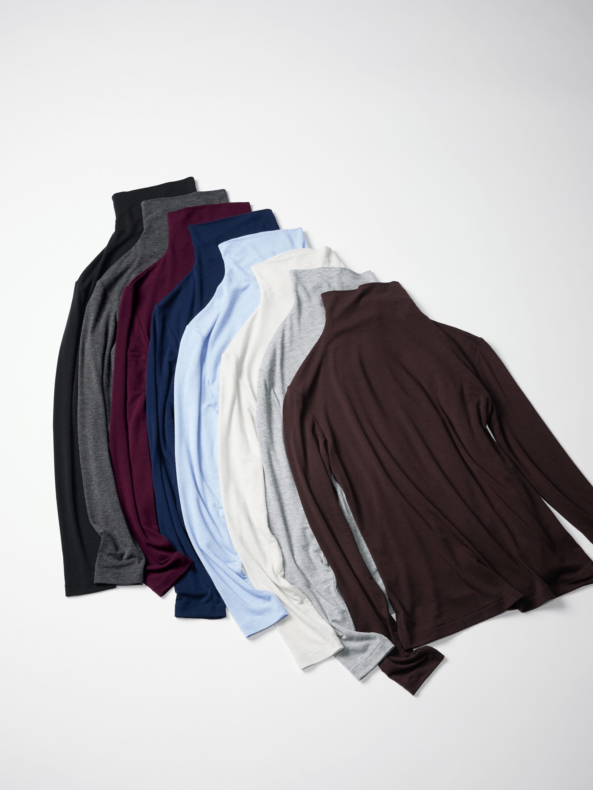 ユニクロ　UNIQLO:C　極暖ヒートテックカシミヤブレンド タートルネックT各￥2,290