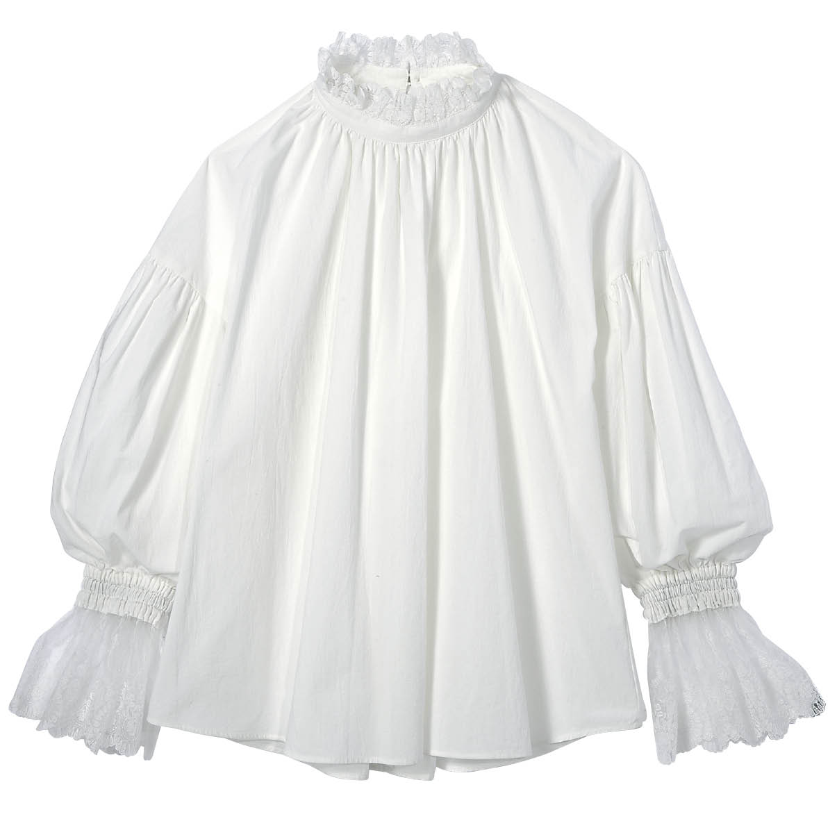ブラウス¥35,200(ウィム ガゼット/ウィム ガゼット ルミネ新宿店)