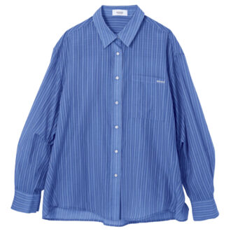 シャツ￥18,150（エミ／エミ ニュウマン新宿店）