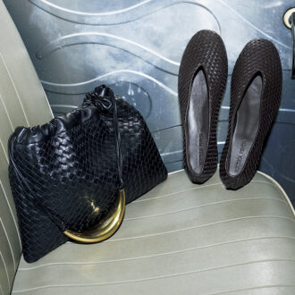 タイムレスな【ボッテガ】のイントレチャートは定番色で揃えたい！