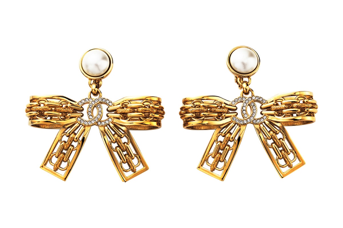 イヤリング￥267,300（シャネル／シャネル カスタマー ケア センター）