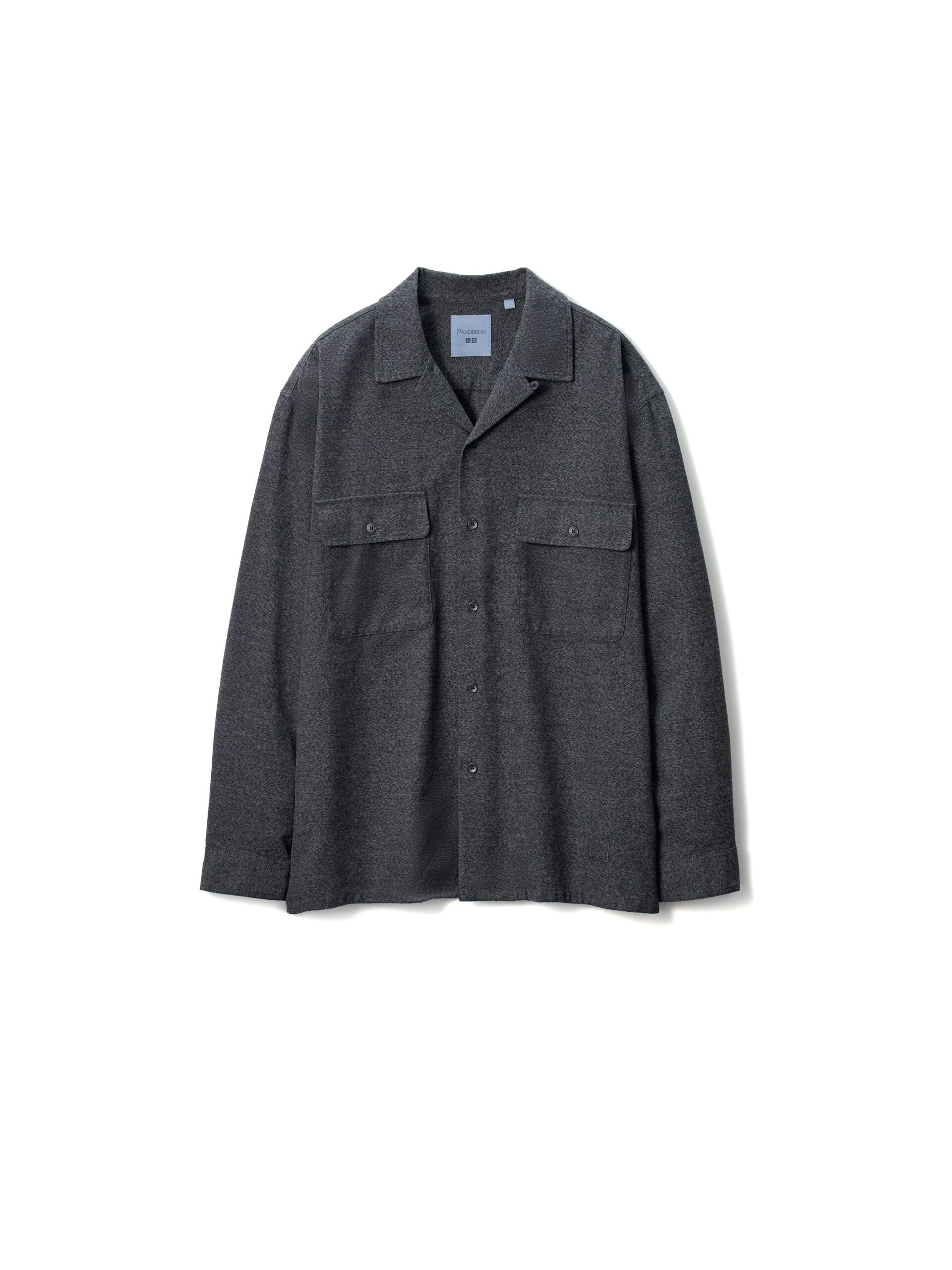 ブラッシュドコットンオーバーサイズシャツ　3,990円
