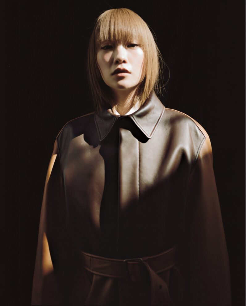 川栄李奈×ロエベ