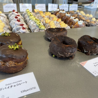 『ティラミス』（540円）、『ドバイチョコレート』（572円）