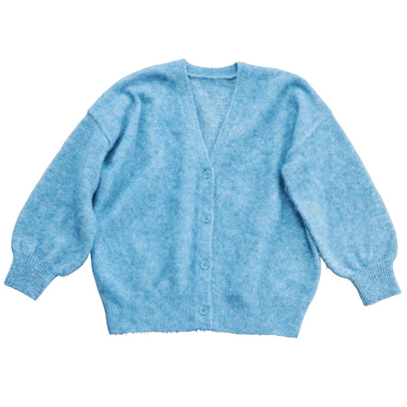 カジュアル派 STY 深田芳美さんが選ぶのは…きれい色ニットカーディガン