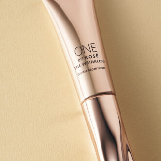 ONE BY KOSÉ　ザ リンクレス W［医薬部外品］18g ¥6,380〈編集部調べ〉（コーセー・10/16発売）