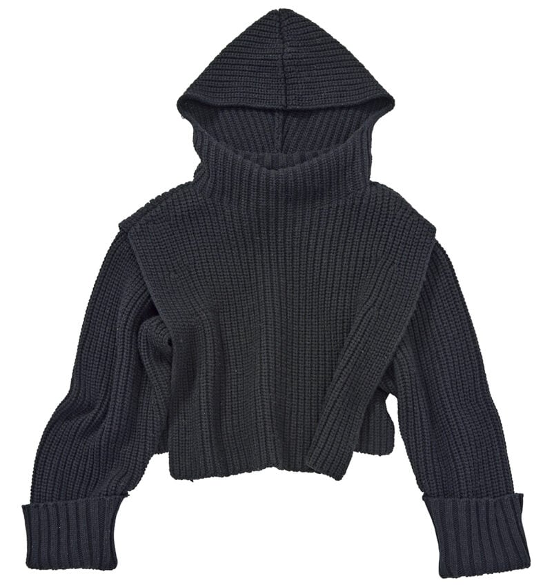 短丈カーディガンとフーディベストのセット。レイヤードニット¥39,600(エフシーイー®/エフシーイーフラッグシップストア)