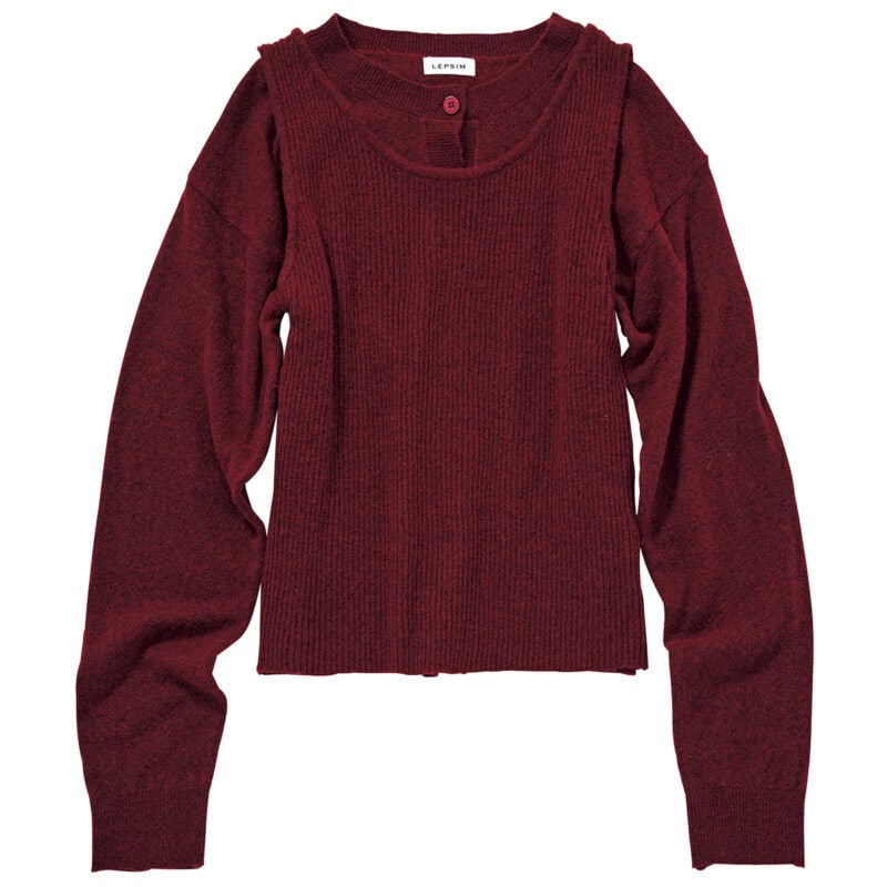 ディープな赤が大人のムード。セットカーディガン¥7,990(レプシィム/アダストリア)