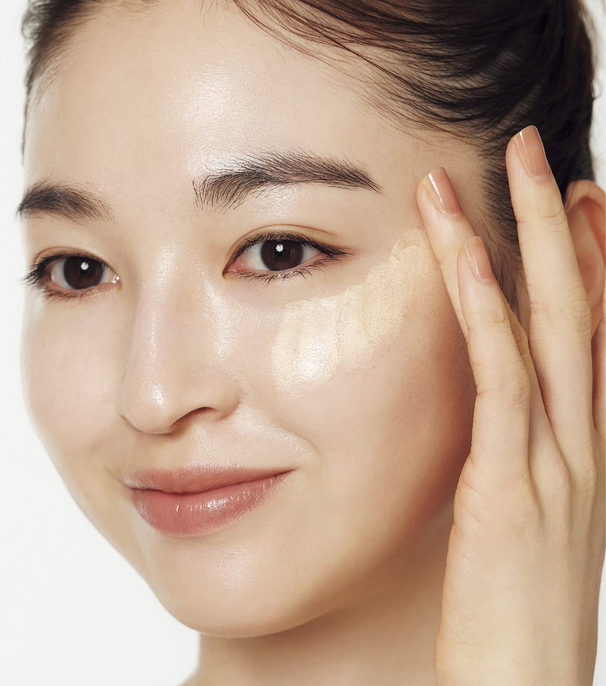 【潤いファンデーション_1】ハイライトゾーンから