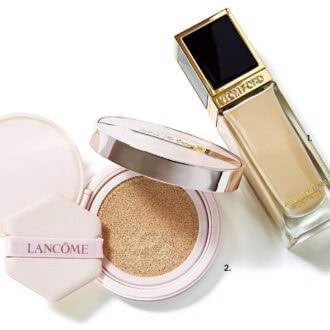 1_アーキテクチャー ラディアンス ハイドレーティング ファンデーション SPF 50+(トム フォード ビューティ) 2_イドル スキン セラム ファインカバー クッション(ランコム)