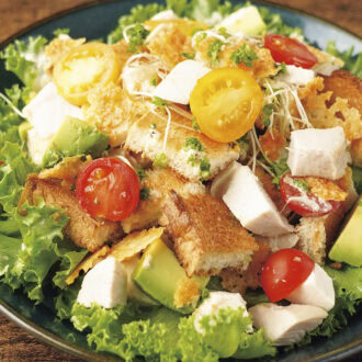 【鶏ハムアレンジ】ダイエット中も大満足！「鶏ハムサラダボウル」の作り方