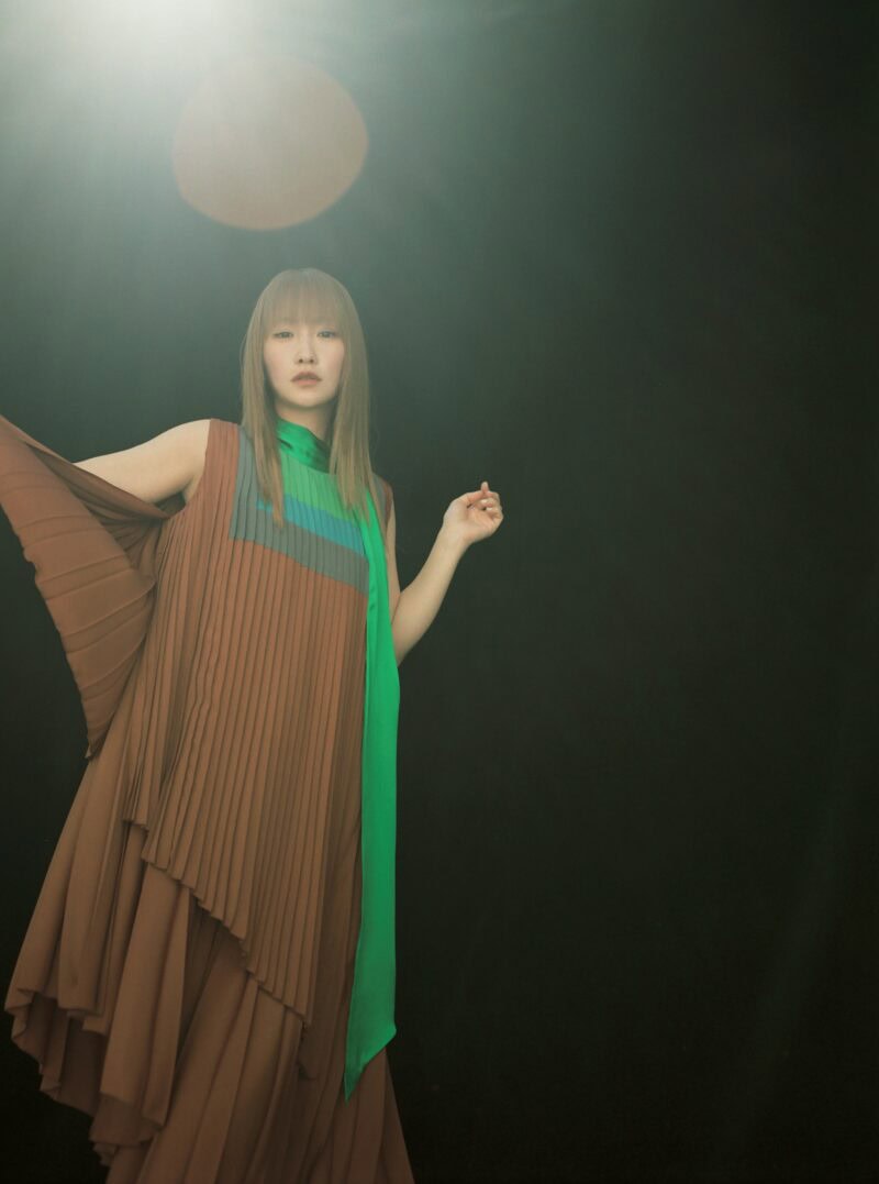川栄李奈×ロエベ