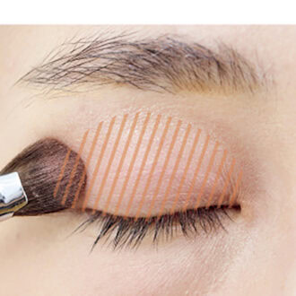 【2】アイホールにマットベージュ