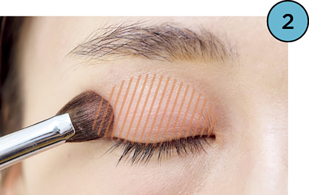 【2】アイホールにマットベージュ