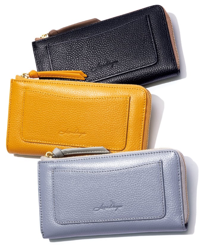 約132gと軽量で、既存の長財布から約3cmも幅を狭くすることでバッグにもスマートに収まる。上から順にブラック×グレーベージュ、マスタード、サックスブルー×グレー。全14色展開。長財布[H9.2×W17.3×D2]各¥4,730（リズデイズ／スタイル オン）