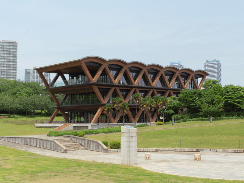 横浜ティンバーワーフ