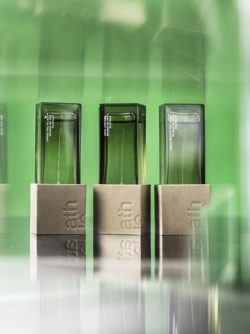 オードパルファン（左から）ロストインザクラウド、トワイライトヒューズ、アンティルザクラウズクリア 各￥16,500 各47mL（すべてアスレティア）