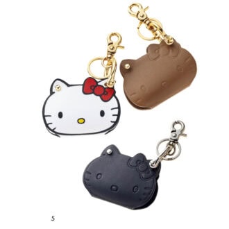 5.フェイスレザーチャーム［H6.5×W8.5］各¥5,500（すべてスピック&スパン／スピック＆スパン ルミネ有楽町店）※2026年1月上旬から中旬発売予定