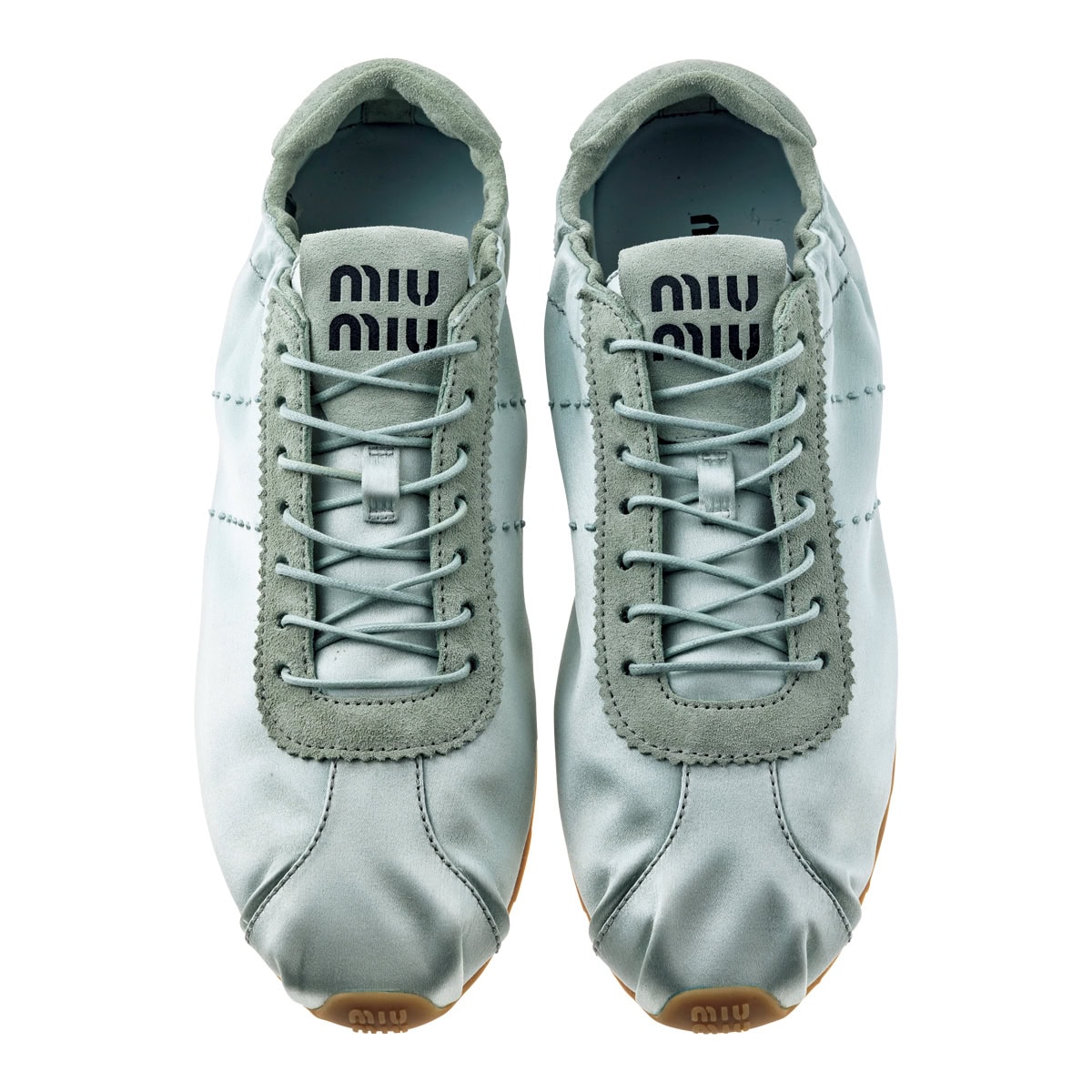 「艶めくサテン地に心踊る！」（ミュウミュウ／ミュウミュウ クライアントサービス）