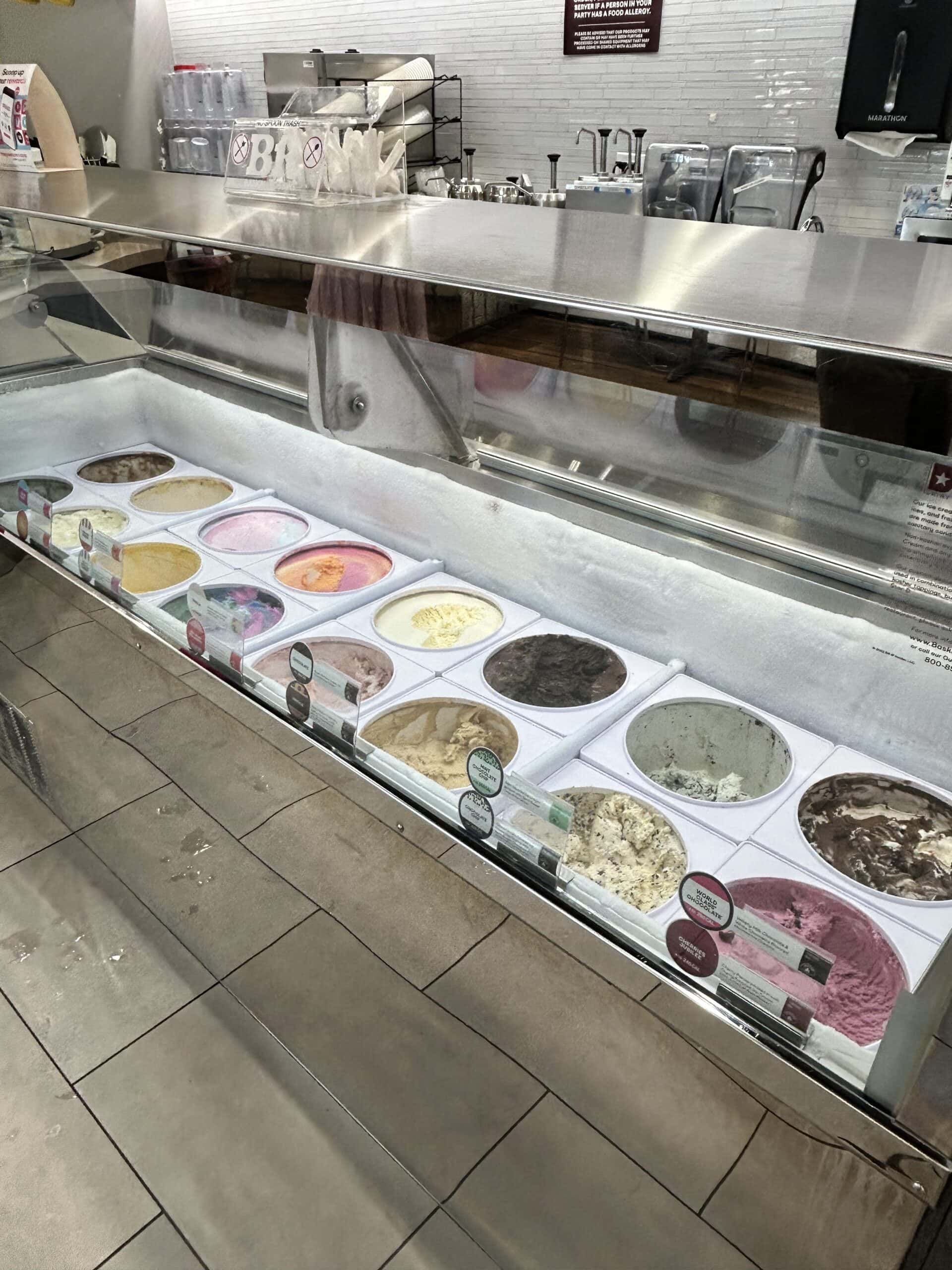 《バスキン・ロビンス》