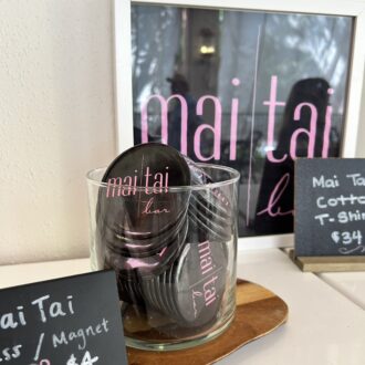 オリジナルグッズも充実しているのでお土産にしても。