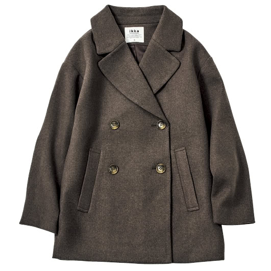 ストレッチが効いたウールライクなメルトンコート。軽量化されたデザインでデイリーに活躍。¥10,989(イッカ)