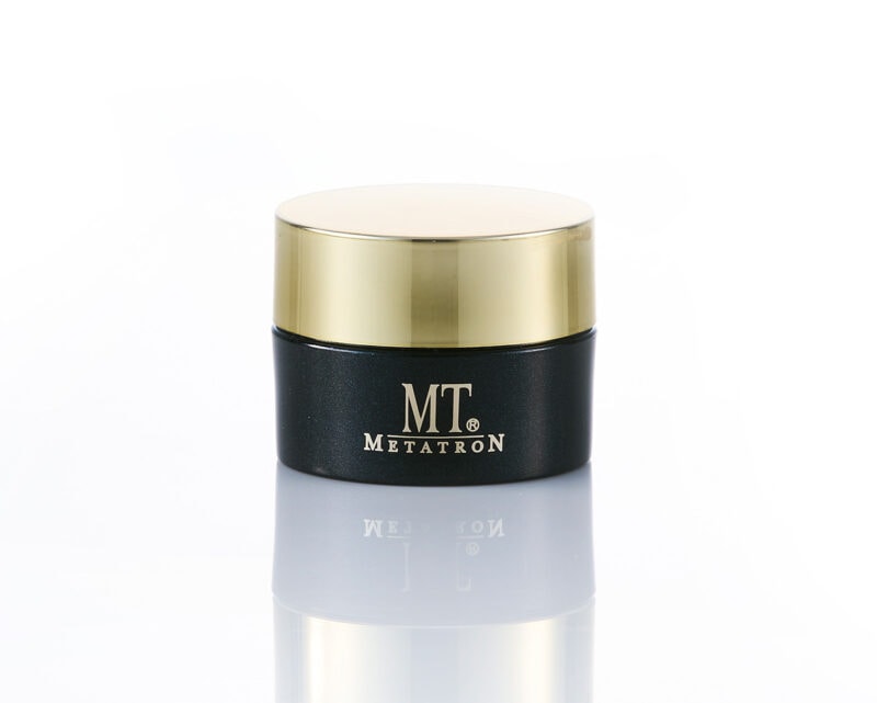 【限定発売】MTメタトロン「プレミアムコフレ2025」で肌の底力をアップ！ 人気セラム＆アイクリーム入りの贅沢セット