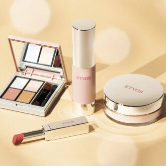 エトヴォス 2025年 ホリデー限定品