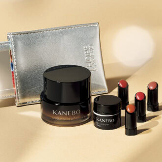 カネボウ 2025年 ホリデー限定品