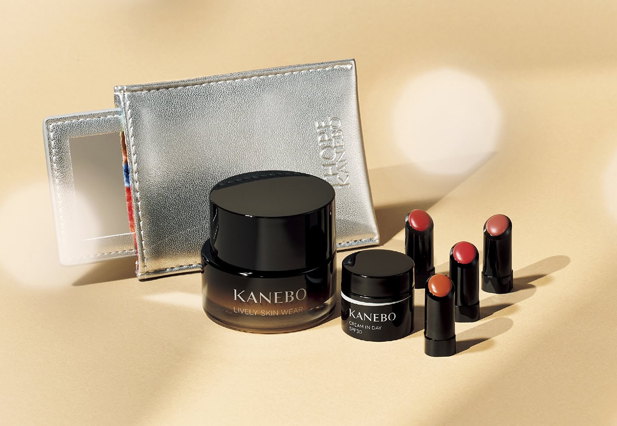 カネボウ 2025年 ホリデー限定品