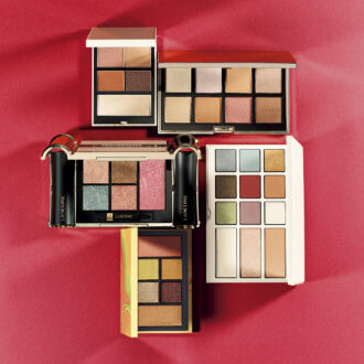 【2025年クリスマスコフレ】捨て色なしの「神マルチパレット」5選！メイクの幅が広がる！