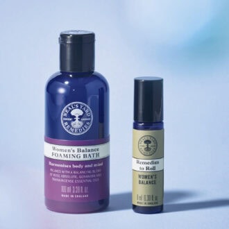 2025年クリスマスコフレ【ニールズヤード レメディーズ】でゆらぎをケア！心と体を整える入浴剤＆アロマキット