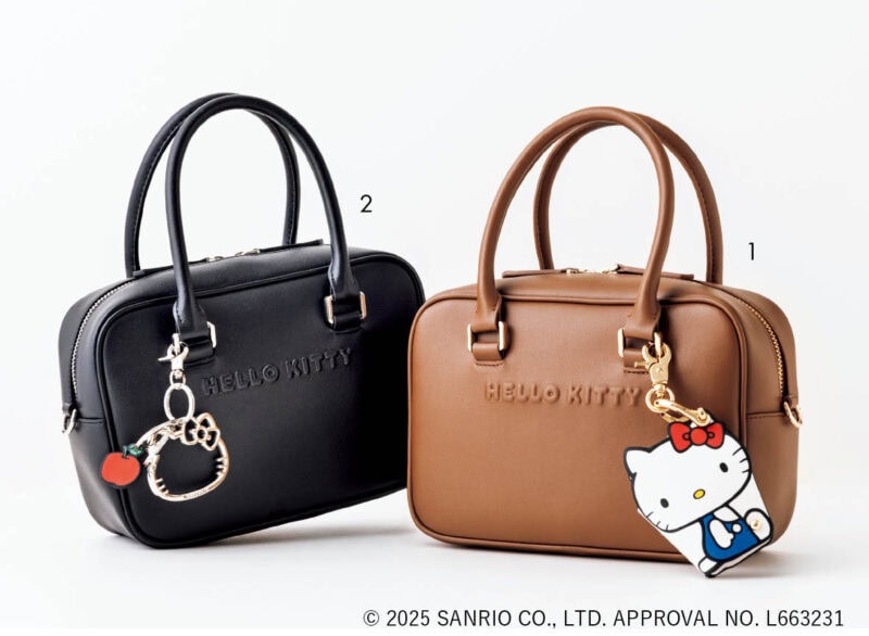 1.ボストンバッグ［H15×W22×D8］¥19,800、ボディレザーチャーム［H8.5×W7］¥5,500、2.フェイスカラビナ［H5×W6］¥3,850（すべてスピック&スパン／スピック＆スパン ルミネ有楽町店）※2026年1月上旬から中旬発売予定