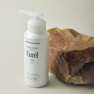 キュレル 潤浸保湿 泡ジェル洗顔料