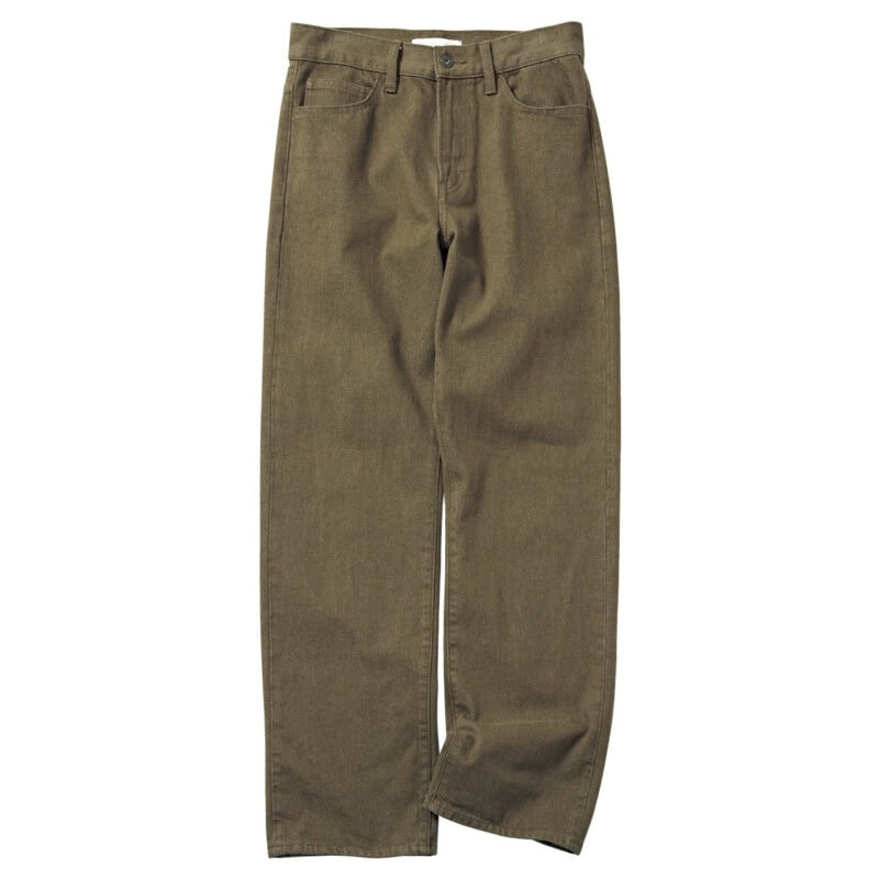 ストレートジーンズ¥4,990(ユニクロ アンド ジェイ ダブリュー アンダーソン/ユニクロ)