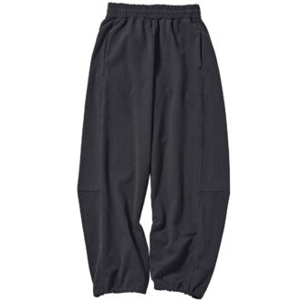 パンツ¥11,990(マウジー/バロックジャパンリミテッド)