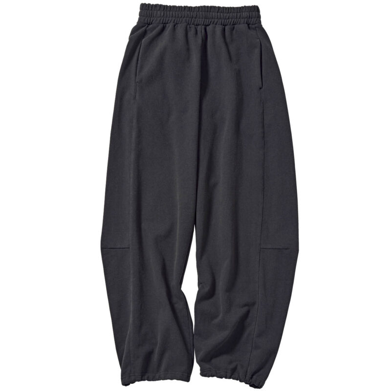 パンツ¥11,990(マウジー/バロックジャパンリミテッド)