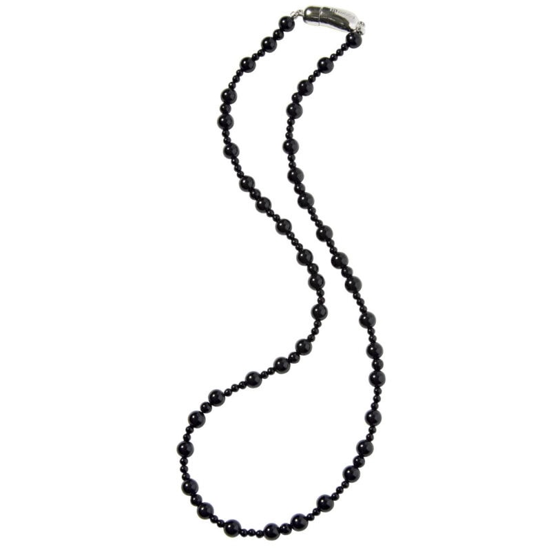 オニキスネックレス¥9,900(インムード)